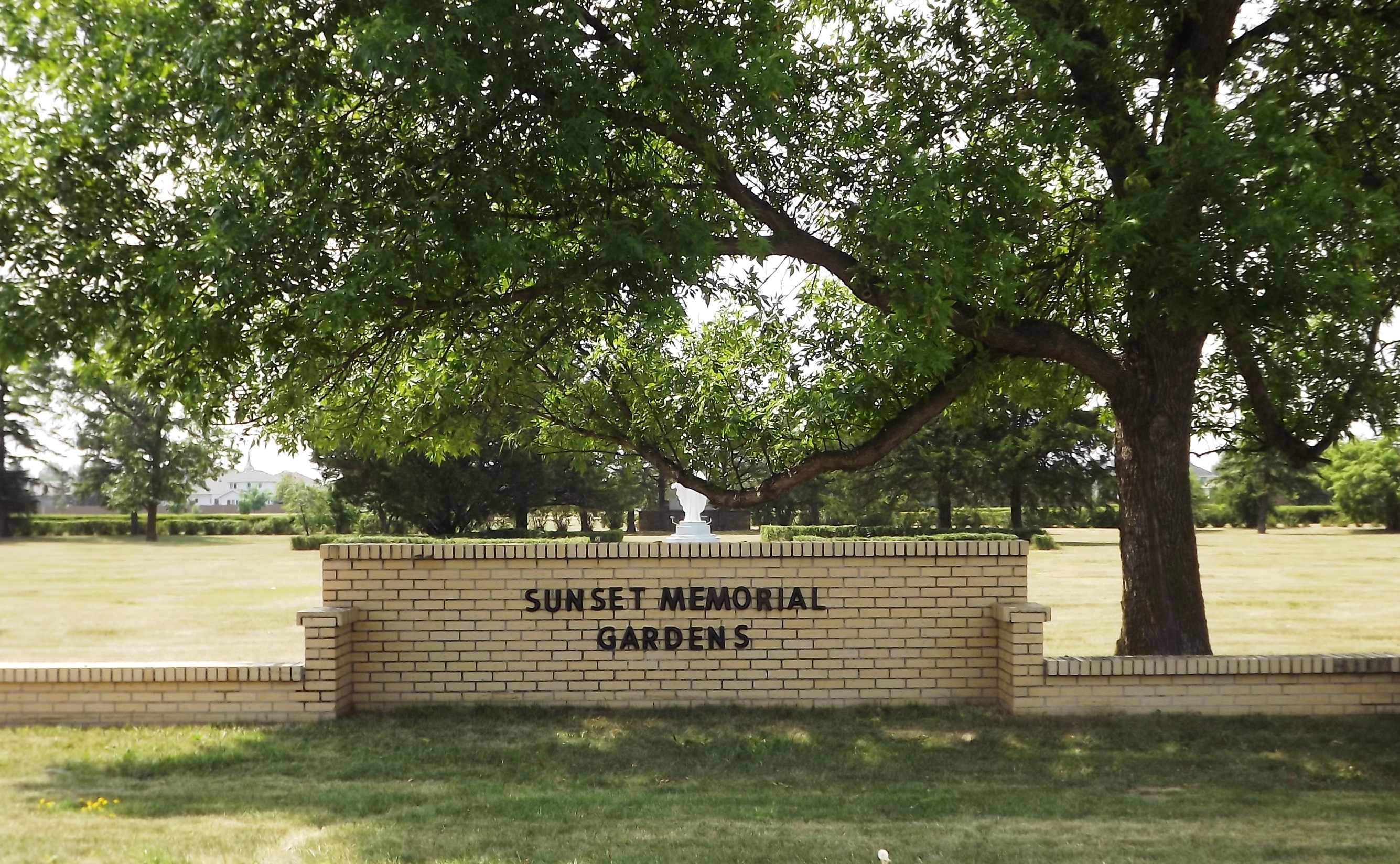 Sunset Memorial Gardens